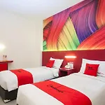 Reddoorz Near Hawaii Water Park