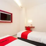 Reddoorz Near Hawaii Water Park