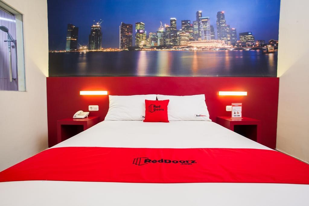 Hotel Reddoorz Near Hawaii Water Park 3*