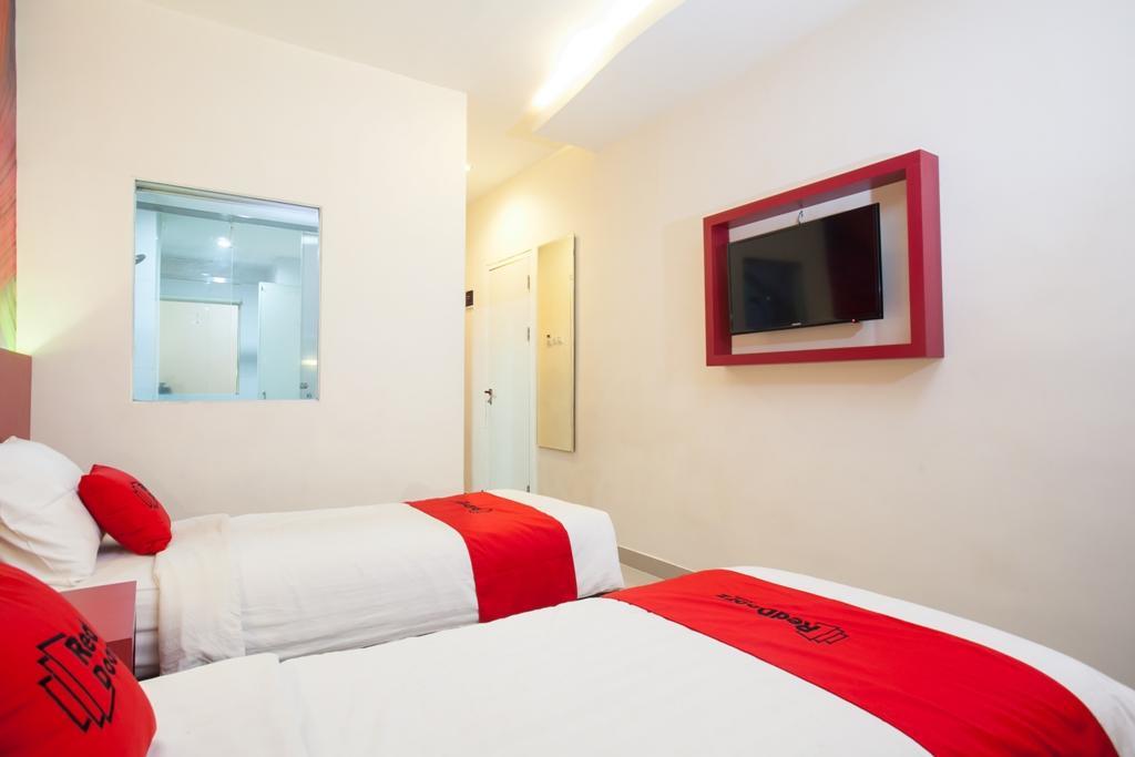 Hotel Reddoorz Near Hawaii Water Park 3*