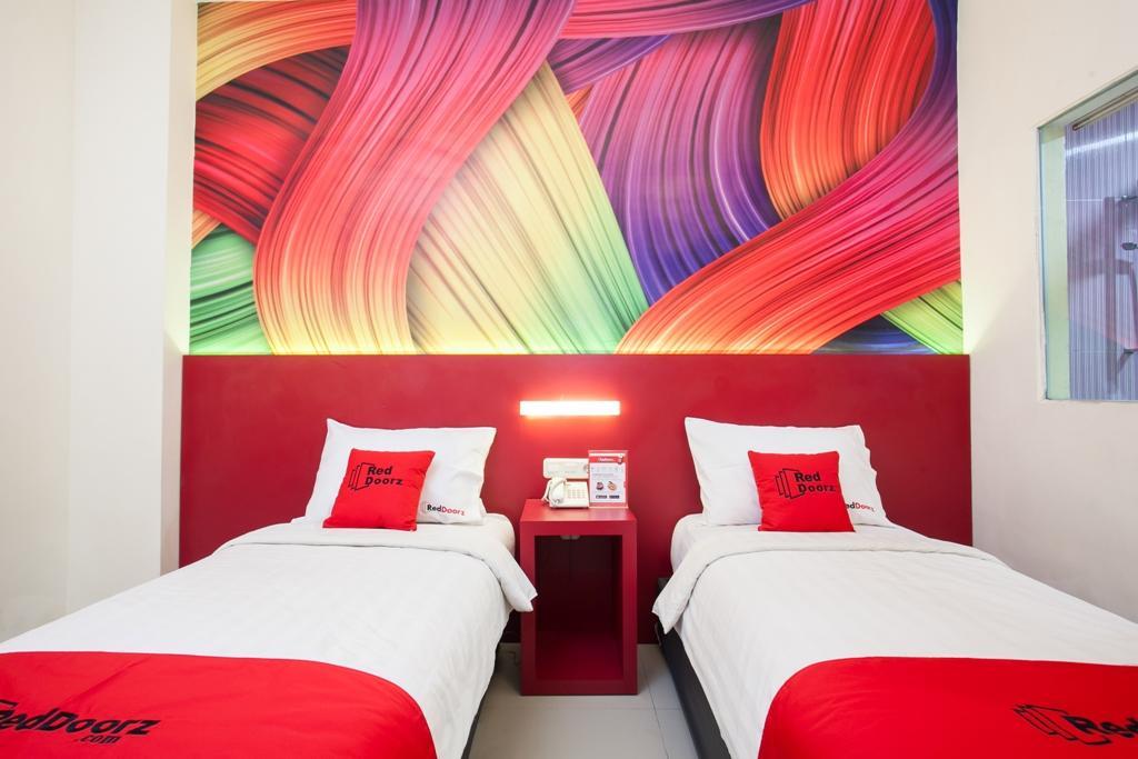 Reddoorz Near Hawaii Water Park 3* Malang