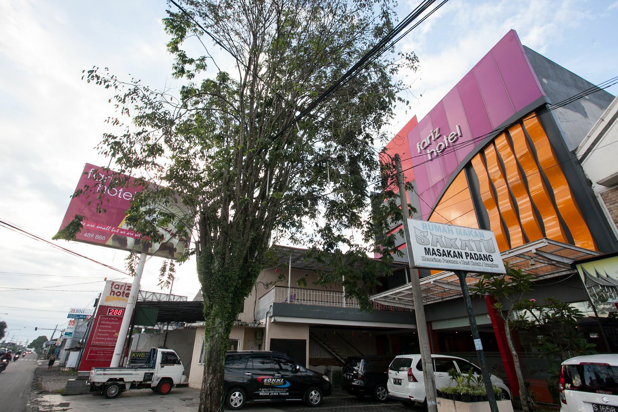 Reddoorz Near Hawaii Water Park Hotel